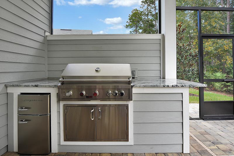 mini outdoor kitchen