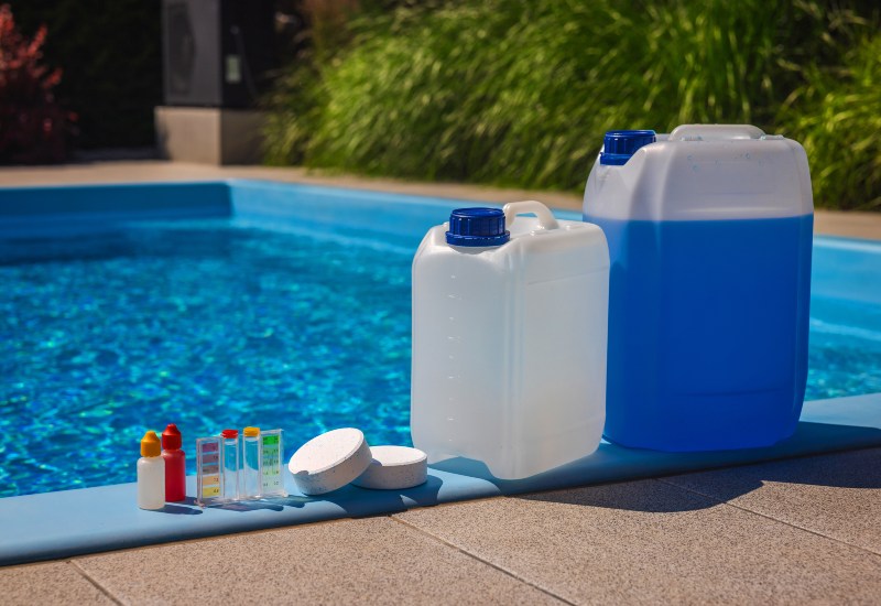 Poolside test kits for shocking & maintaining clean swimming pool water in Jacksonville, FL.